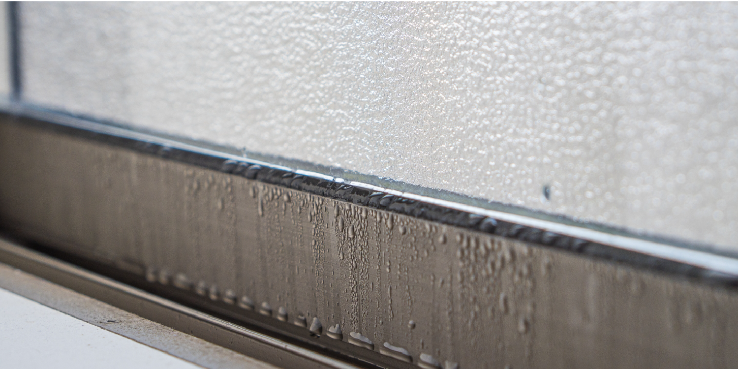 結露による汚れやカビを抑えたいご家族のイメージ