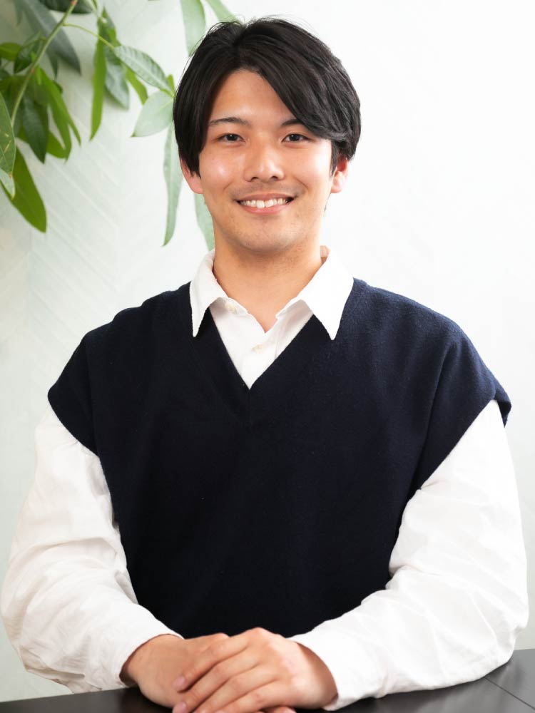 R.Yanagiyama