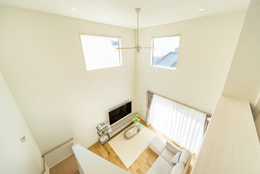 【千葉の新築注文住宅】新着事例 |インナーガレージ×吹き抜けのあるリビング